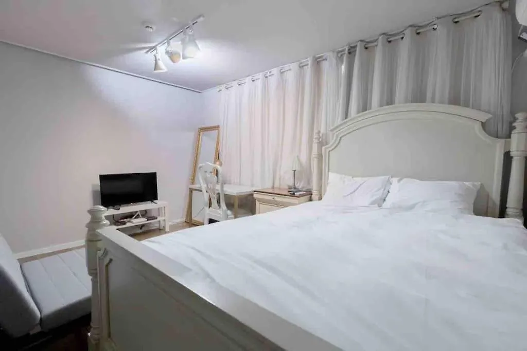Private Apartment In Center Of Seoul 0*,  South Korea