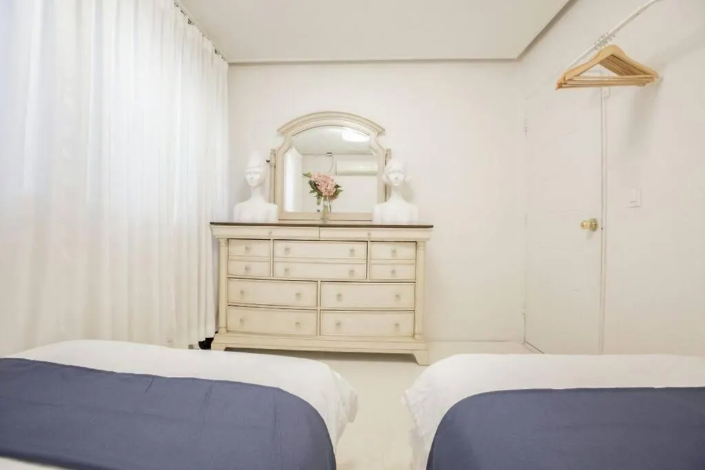 Private Apartment In Center Of Seoul South Korea